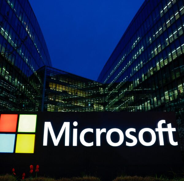 Microsoft lays out data protection plans for European cloud customers