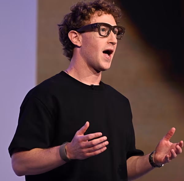 Meta faces privacy lawsuit over AI smart glasses