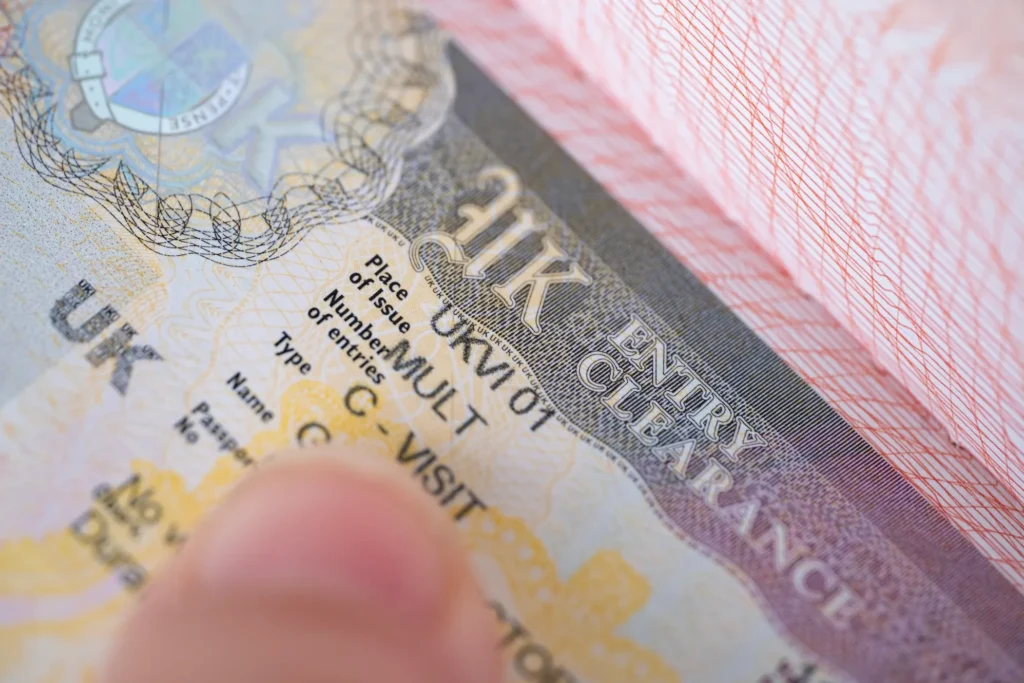 Massive Data Breach: Fake UK Visa Portal Leaks Over 100,000 Passports, Selfies Online
